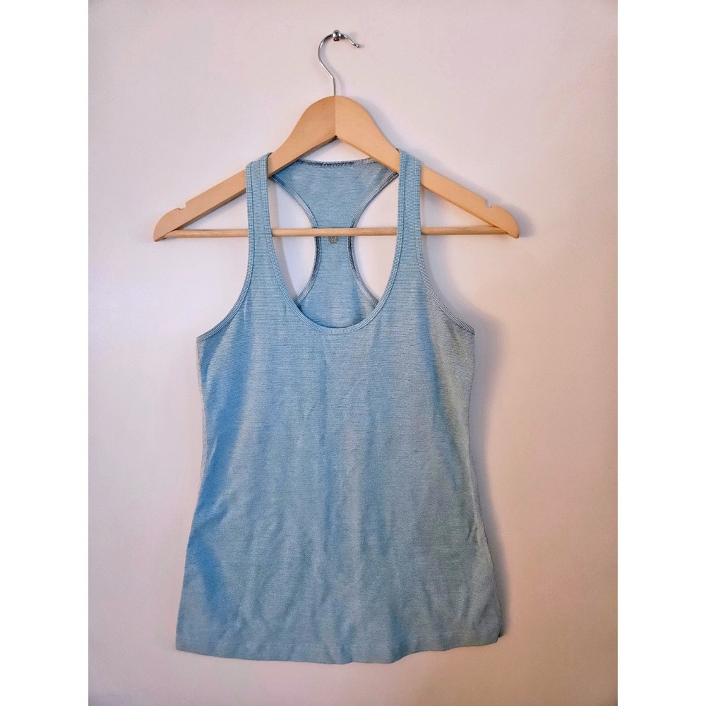 Lululemon Cool Racerback Tank Top Women Size 6 Blue Striped Excellent Racerback